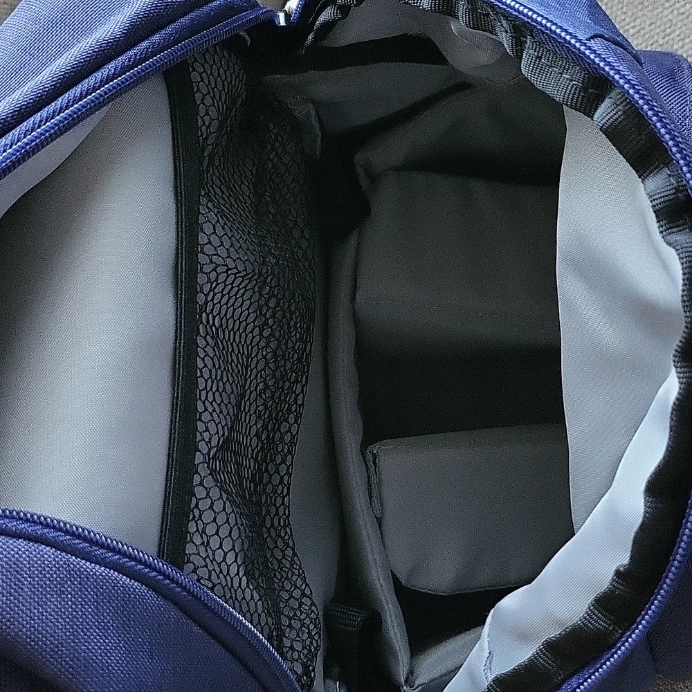 Case Logic Camera Backpack - Picture 5 of 9